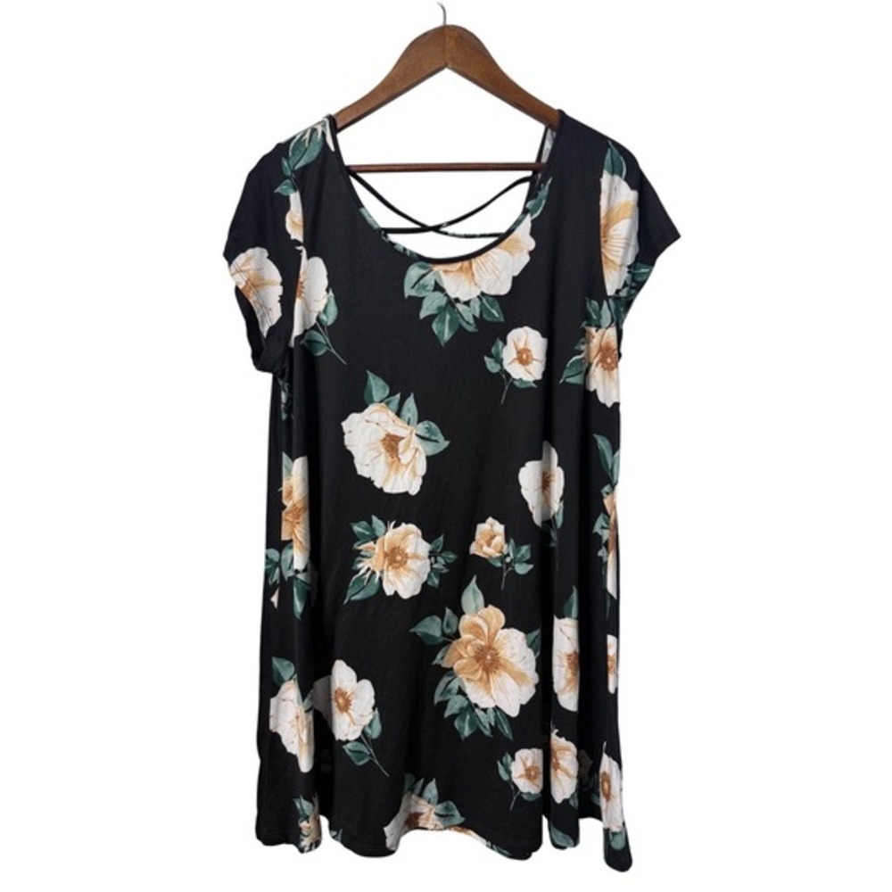 Hearts and Hips Women Size 2X Floral Criss Cross Back  A-Line Black Dress